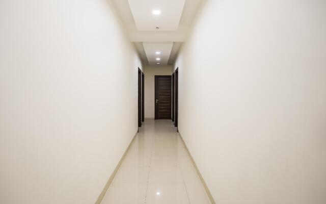 Capital O 71384 Hotel Jmk