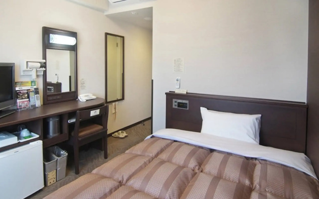 Hotel Route Inn Toki