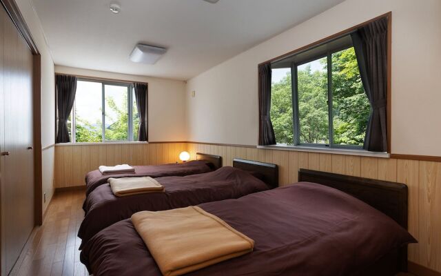 A villa in the forest in Minamikaruizawa
