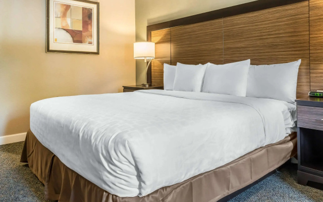 Clarion Inn Belle Vernon