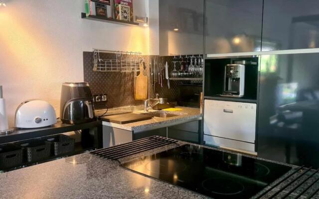 Cozy Garden T1 near the beach