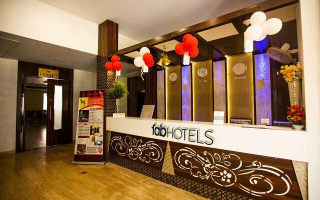 FabHotel Bee Town A.B Road