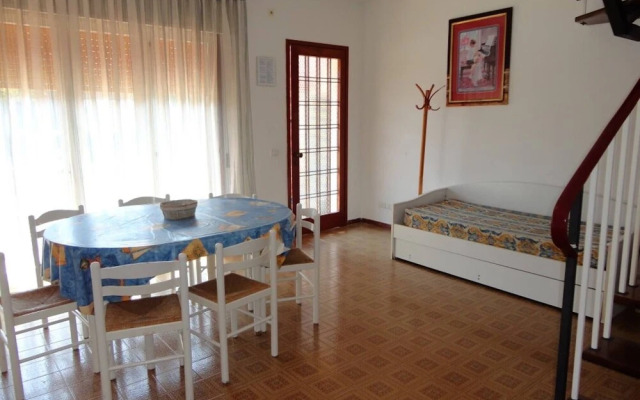 Beautiful Villa for 8 People With Pool by Beahost Rentals