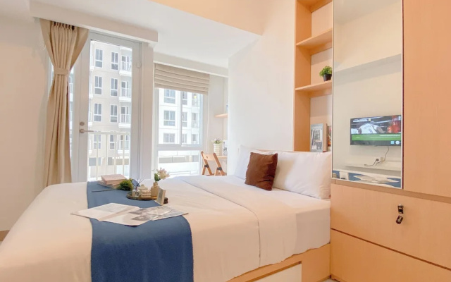 Minimalist Peach Touch Studio Apartment At Tokyo Riverside Pik 2 – Guest Rooms – Jakarta