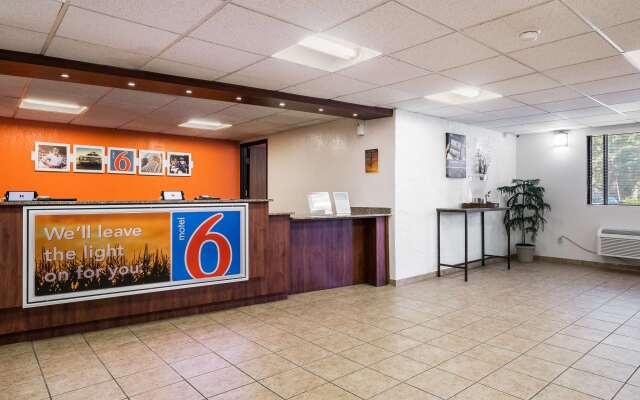 Motel 6 Prospect Heights, IL