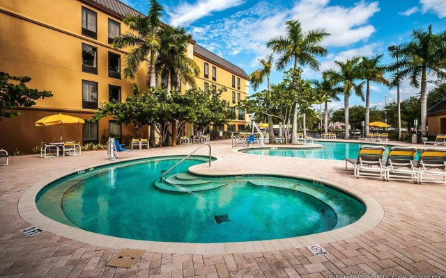 Holiday Inn St. Petersburg West by IHG