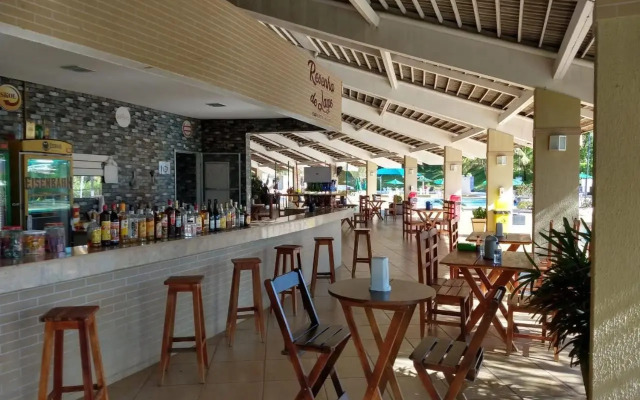 Enseada Nautico Apart Flat E304