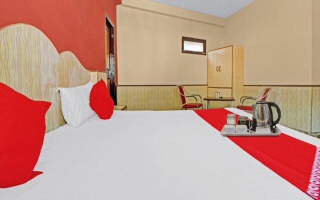 Oyo 89594 Hotel Durga