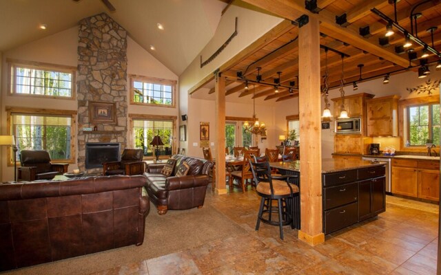 Leland Creek Home