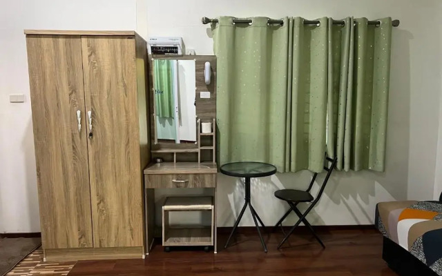 กรีนเกสท์เฮ้าส์ พนัสนิคม