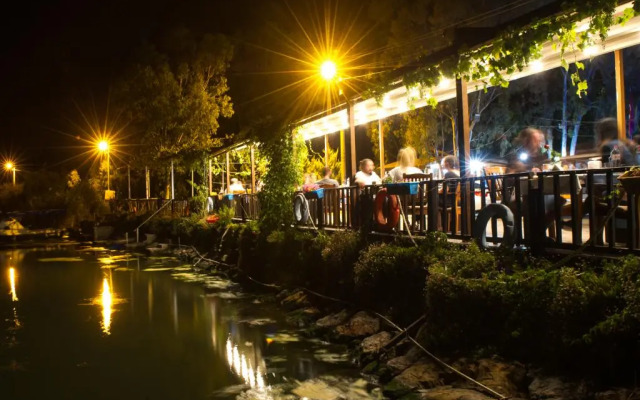 Deniz Kizi Otel Gumuldur