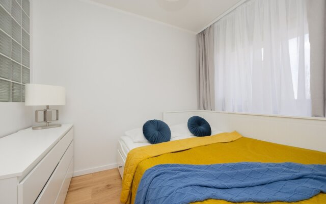 Unique Apartment With Balcony by Renters