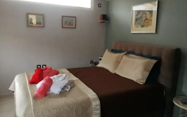 Glyfada's Cosy Apartments