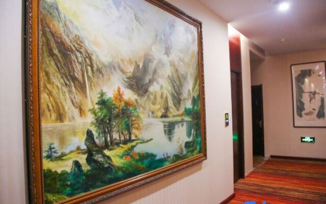 Tongyueju Gold Business Hotel