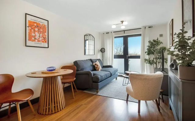 Central 1 BD in the Heart of Cheltenham