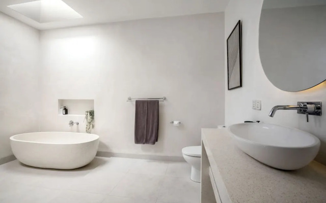 Villa Barsa by Alfred in Bali