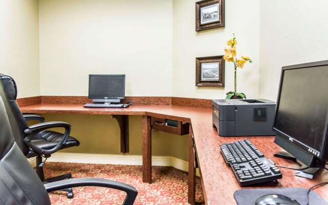 Comfort Suites Palm Bay - Melbourne