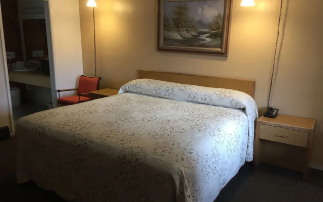 Holiday Lodge