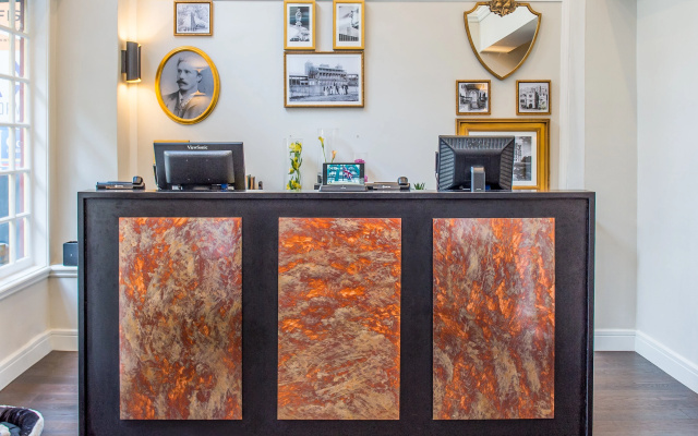 King George Hotel - Image 2