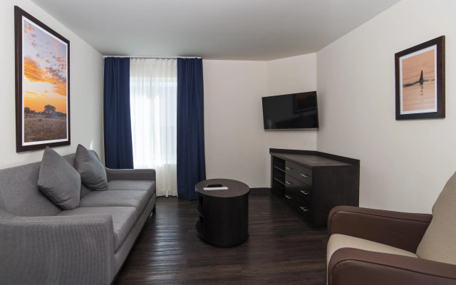 Candlewood Suites Celaya