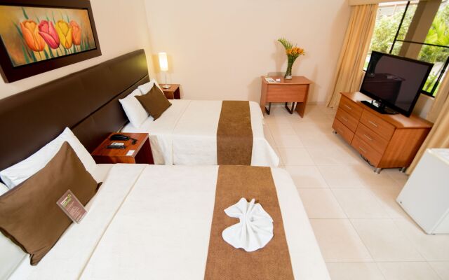 El Angolo Hotel Piura