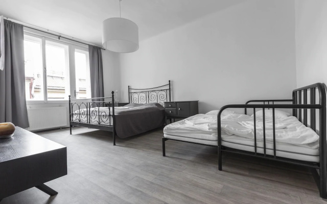 Premier Apartment Old Town Hradebni