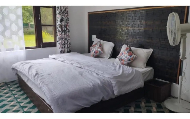 Zebrina Guest House