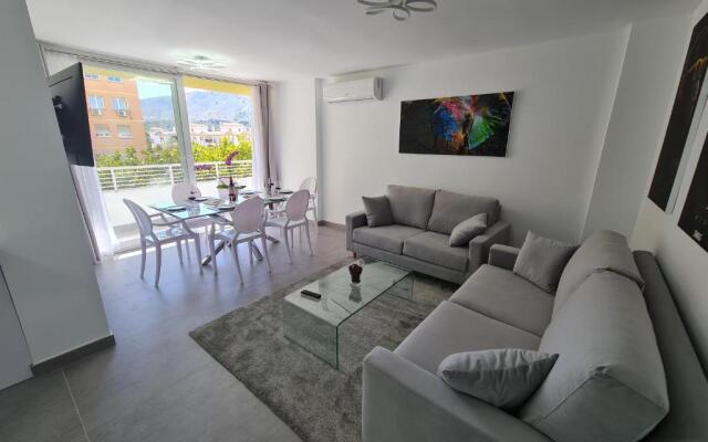 Modern 3 Bedroom Luxury Apartment in Torremolinos