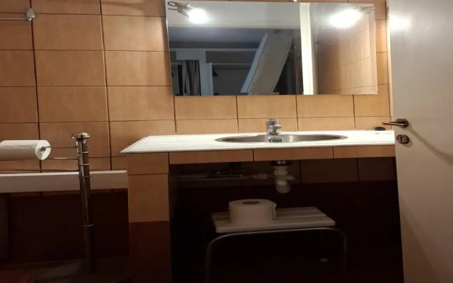 Sunrise Inn Hotel