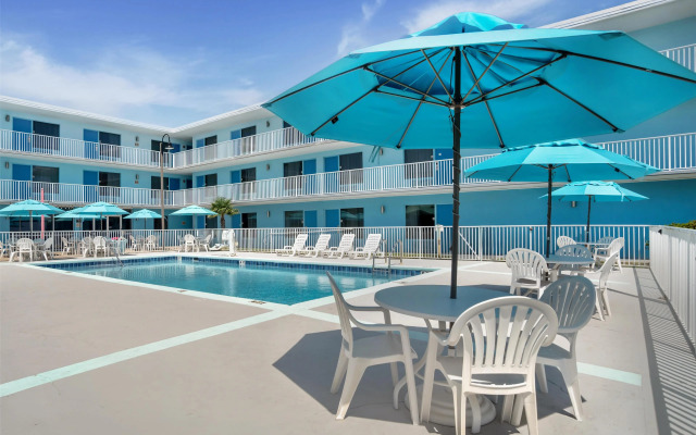 Best Western Navarre Waterfront