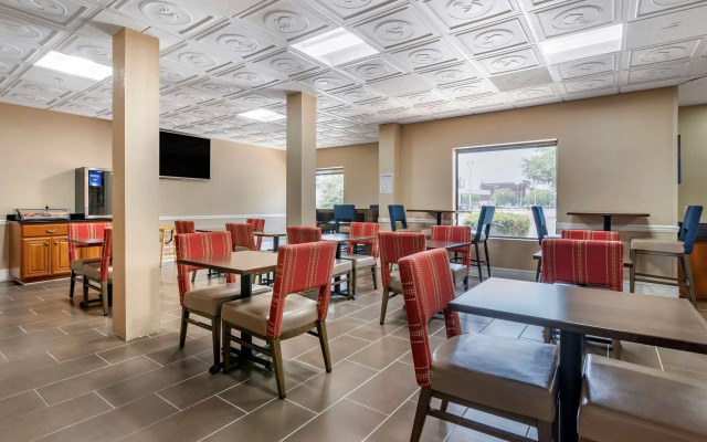 Comfort Inn & Suites Statesboro - University Area