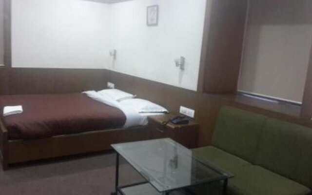Jk Rooms 113 Shivani-Nr Airport-Rajiv Nagar