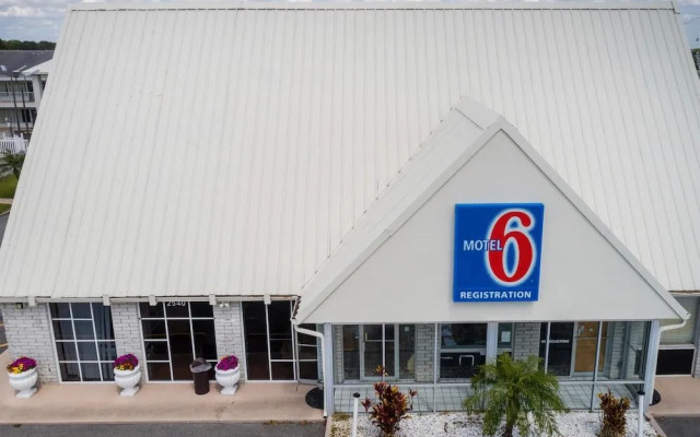 Studio 6 Englewood, FL