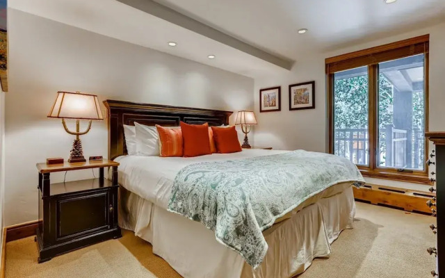 Village Center Condo 4J
