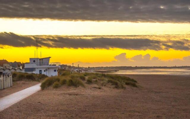 Maison de bourg à Ouistreham à 2 pas de la mer