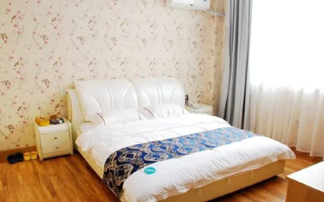 Cool Games E-sports Hotel (Xuchang Caowei Ancient City Pang Donglai Branch) – Guest Rooms – Xuchang