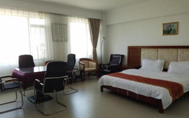 Yuehai Donglai Business Hotel