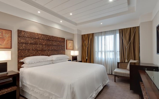 QOYA Hotel Curitiba, Curio Collection by Hilton