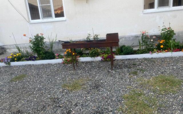 Esnat guest house Titova 25a