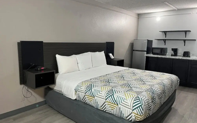 Studio 6 Phoenix, AZ - Midtown