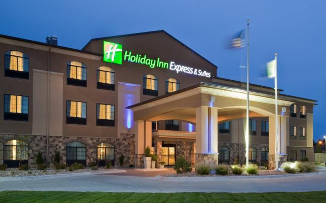 Holiday Inn Express Hotel & Suites Grand Island, an IHG Hotel