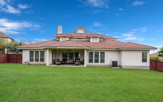 San Antonio Villa