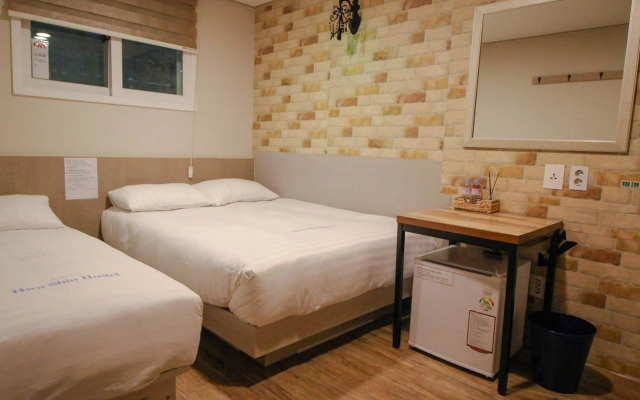 Dongdaemun Hwashin Hostel
