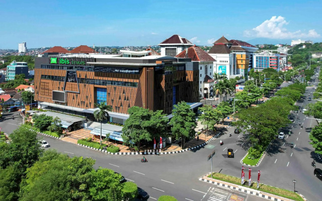 Ibis Styles Semarang Simpang Lima