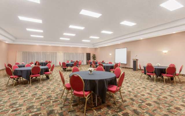 Ramada by Wyndham St George