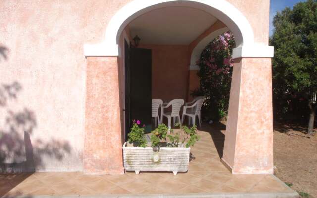 San Teodoro L'Alzoni Apartments
