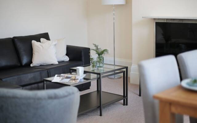 The Horn Lane Apartment