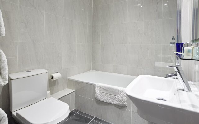 Mandolay Hotel Guildford