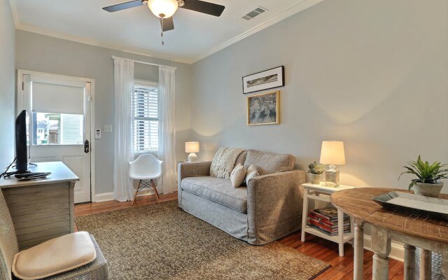 Nicoll Street Retreat