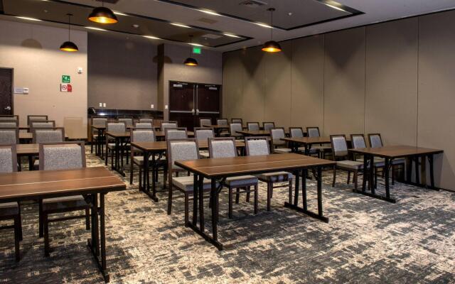 Courtyard by Marriott San Luis Potosi, Los Lagos